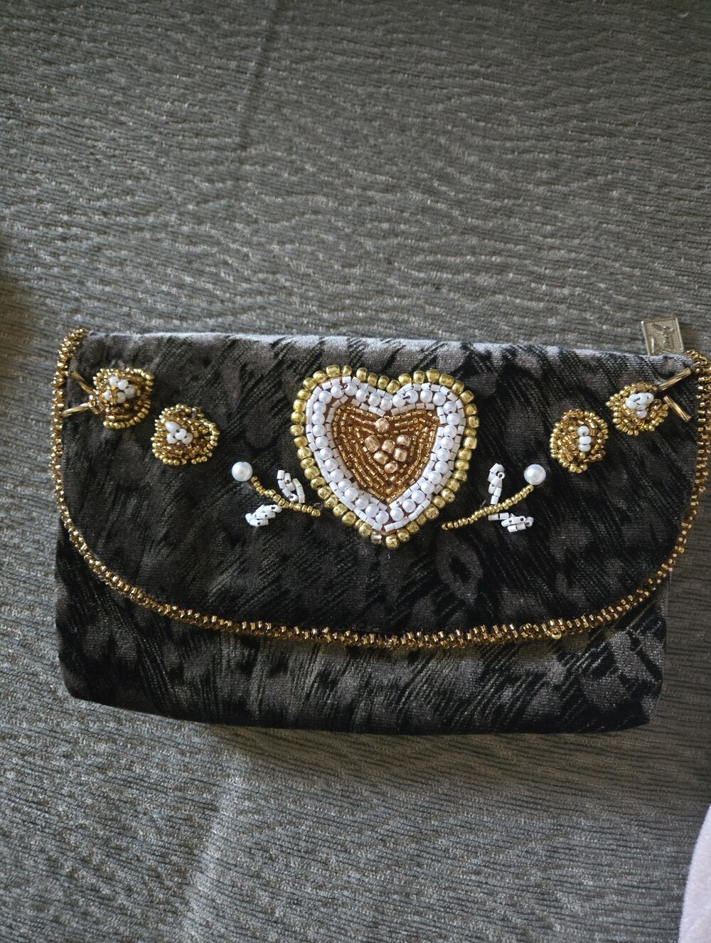 Beaded Heart Embellished Clutch - Gold & White